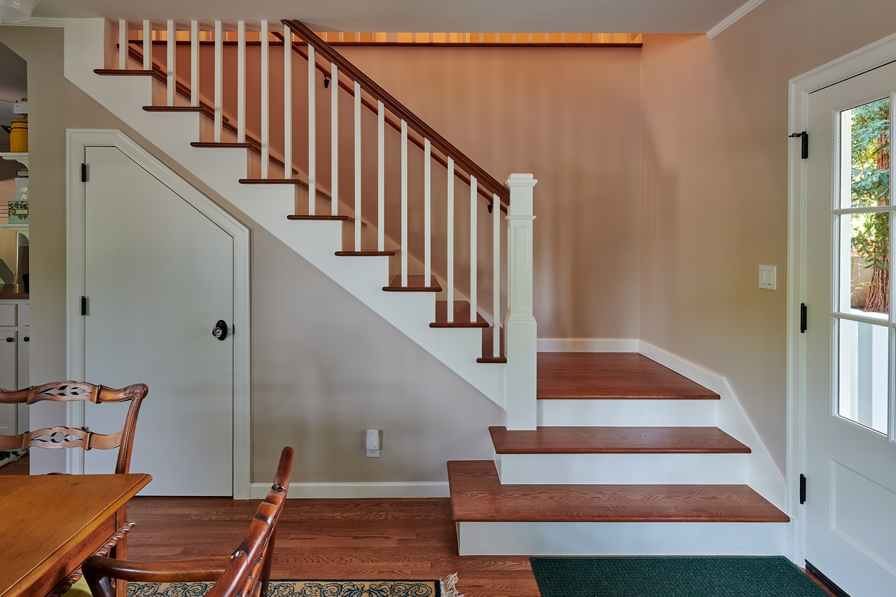 The Parts of a Staircase & Standard Stair Measurements